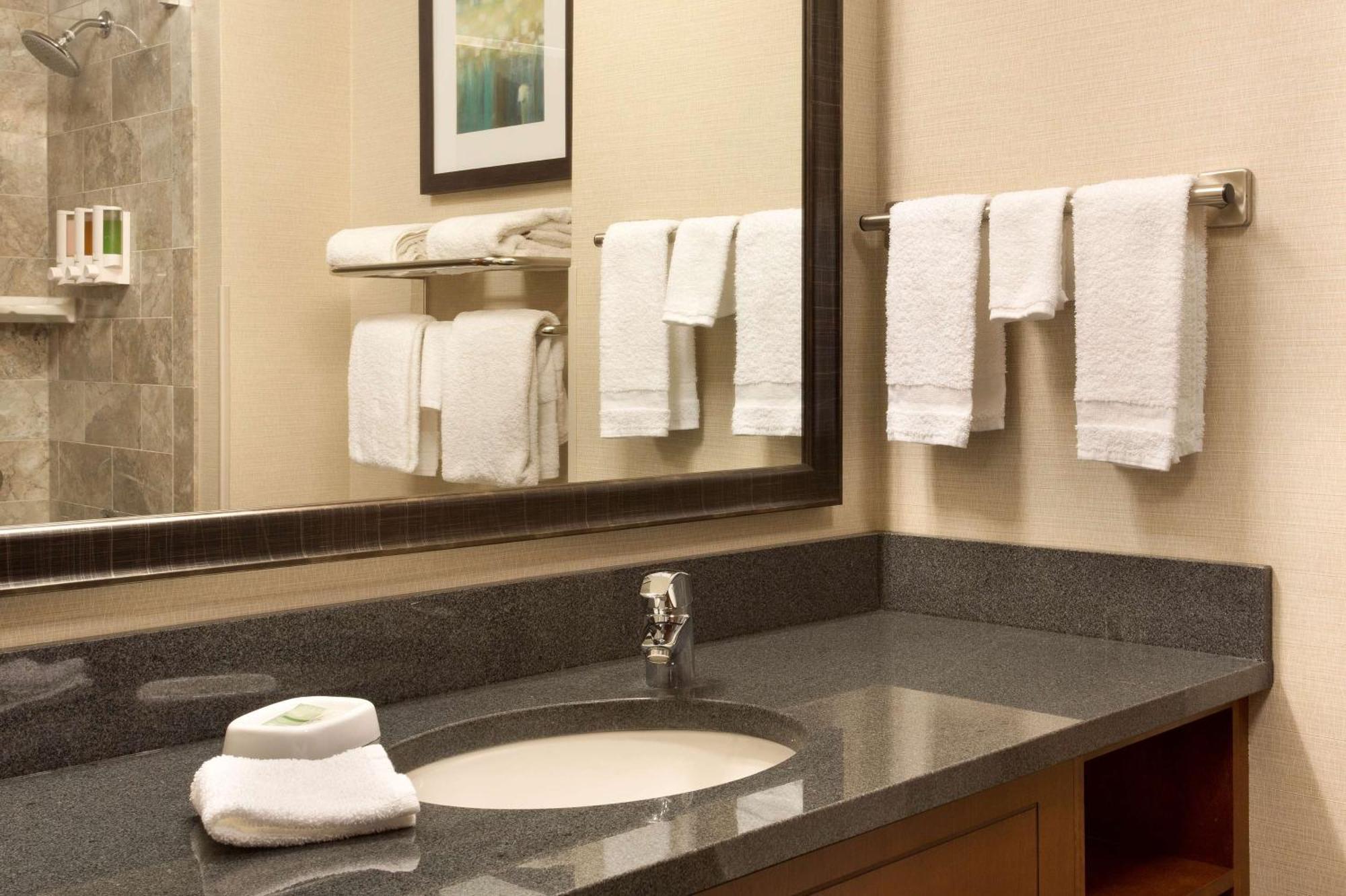 Drury Inn & Suites St. Louis Brentwood Eksteriør billede