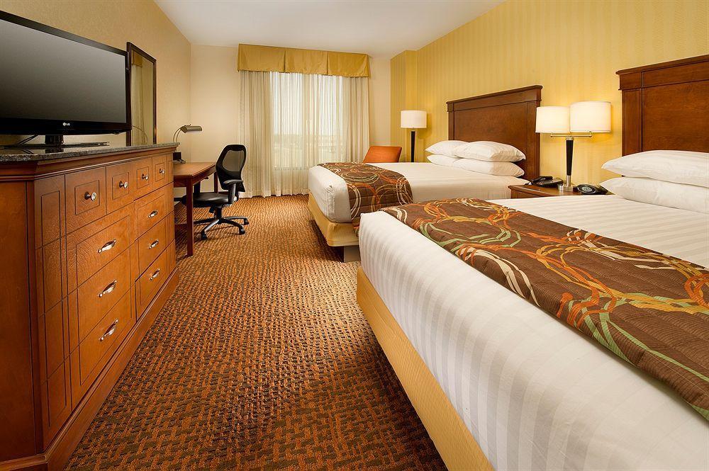Drury Inn & Suites St. Louis Brentwood Eksteriør billede